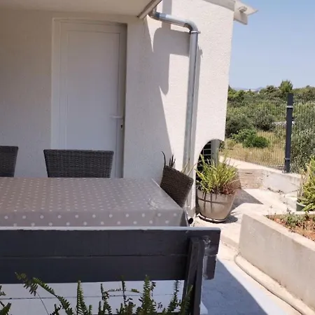 Mare Apartment *